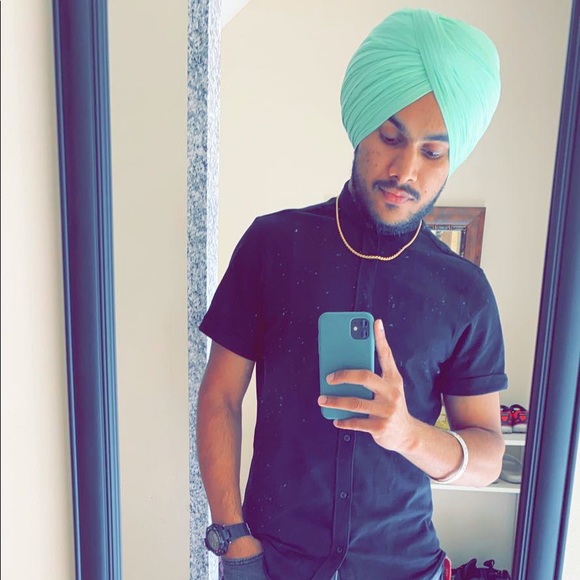 Meet your Posher, Gurjot - Picture 1 of 1